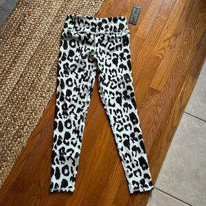 Evolution and creation workout leggings, animal print,S ,BNWT